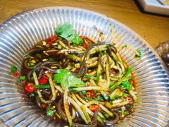 酸辣蕨根粉-谢蟹浓·肉蟹煲(新奥店)