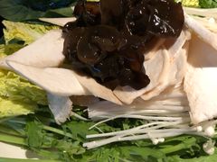 蔬菜菌菇拼盘-猪啊牛呀羊啊铜盘烤肉(正大广场店)