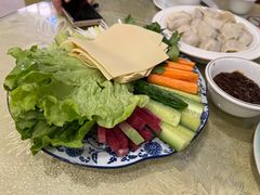-鹤乡东北菜(崮山路店)