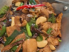 -渔语鱼酸菜鱼新川菜(来福士店)