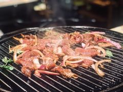 -燚店·铁板鱼蛙·烤肉·烤串(北新桥店)