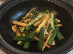 -汗腾格里·风味餐厅(新疆驻京办店)