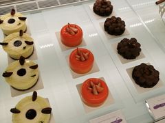 -潮一不贰·法式甜品·生日蛋糕·西式简餐(外滩店)