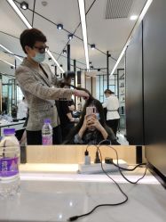 -HAIR CORNER