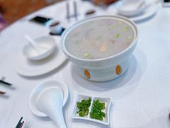 -景月阁空中食府(希尔顿酒店)