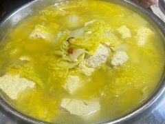 -东口码头·烧鸽子·鱼头泡饼·地方菜(金鹰悦城店)