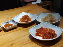 -唯成•韩国炭火烤肉 유성고기