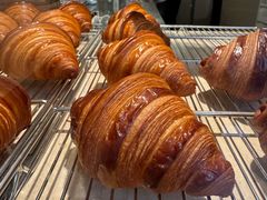 -VERIE BAKEHOUSE