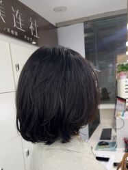 -镁连社·美联社