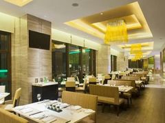 -南阳建业森林半岛假日酒店