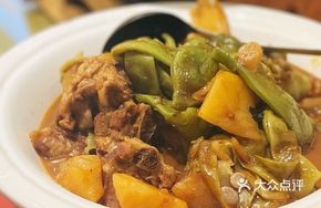 Stewed Pork Ribs with Potatoes and Green Beans