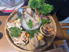 -菌彩云南野生菌火锅(万达广场店)