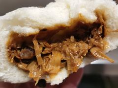 本帮豆腐皮包子-春风松月楼(七宝万科店)