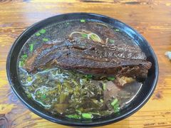 -小龙大肉面馆