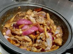 -胡须佬鸡煲四季火锅店(石厦西村直营店)