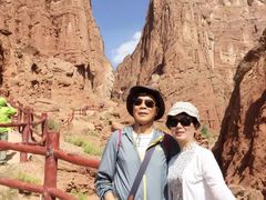 -天山神秘大峡谷