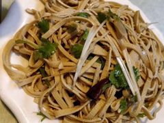 香葱拌豆腐丝-福寿斋·老北京铜锅涮肉·烤鸭(顺义总店)