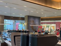 -星巴克臻选(深圳龙华红山天虹店)