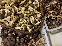 -牛羊鲜汤锅(塔公镇菜市场店)