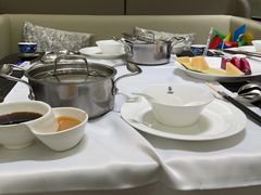 -红鼎豆捞·非遗鲍皇汤火锅(宝丰路店)