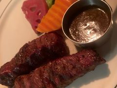-食间牛排(重庆路万达店)