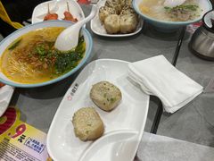 -小杨生煎(白玉兰广场店)