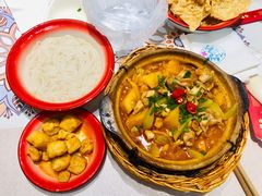 砂锅酸笋牛蛙-丽丽三鲜螺蛳粉(田林路店)