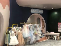 -奈尔宝家庭中心·亲子餐厅(鄞州万达店)