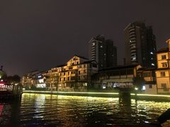 -南门头上美食街