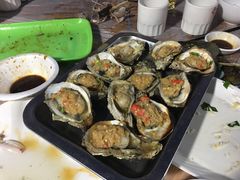 -覃记海鲜美食餐厅