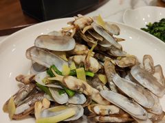 -梅花香里大酒店(郁金香路店)