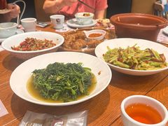 -黄泥岗·地道湖北菜(奥特莱斯店)