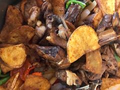 -炕锅羊肉土火锅面片大王