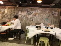 大堂-鲜入围煮花胶鸡海鲜火锅