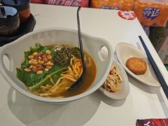 -桂在香知桂林米粉(南岗松雷店)