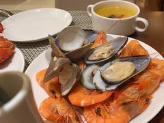 -南湖名都·景湖轩全日制餐厅·海鲜自助·东南亚风味·临湖而食