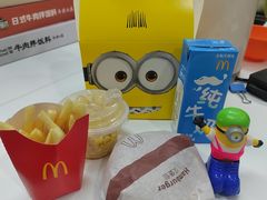 -麦当劳(中山公园龙之梦店)