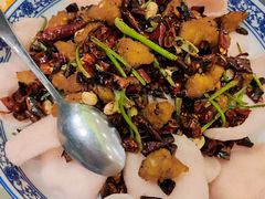 -王朝大酒店徐汇店-地面停车场