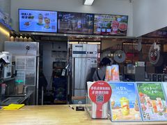 -CoCo都可(八达商城店)