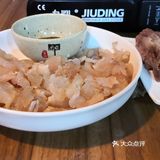 尾巴还是那么的好吃，连筋带手带肥那个口感简直吹上天