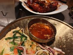 -草家酱蟹炭火烤肉店(珲春南路一店)