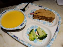 免费儿童餐-绿茶餐厅(乐峰广场店)