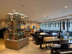 -柏斯音乐艺术中心·钢琴·吉他(上音店)