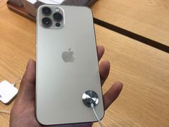 -Apple零售店(深圳益田假日广场店)