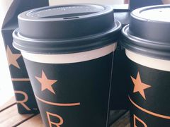 -星巴克(西藏路店)