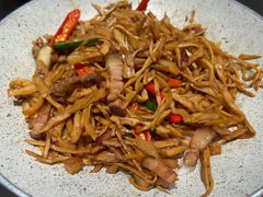 -川流不息·地道川菜·小龙虾(松东路店)