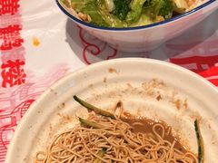 -肥肥虾庄·金牌油焖大虾(汉口城市广场店)