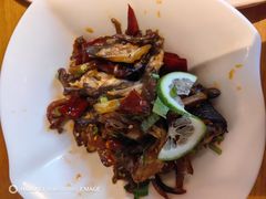 -隔壁老王·家常云南菜(花巷店)