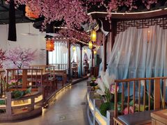 -荷塘秋月·本帮江浙菜(国权路店)