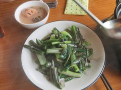 -莲餐厅·湖北菜·潜江小龙虾店(愚园路店)
